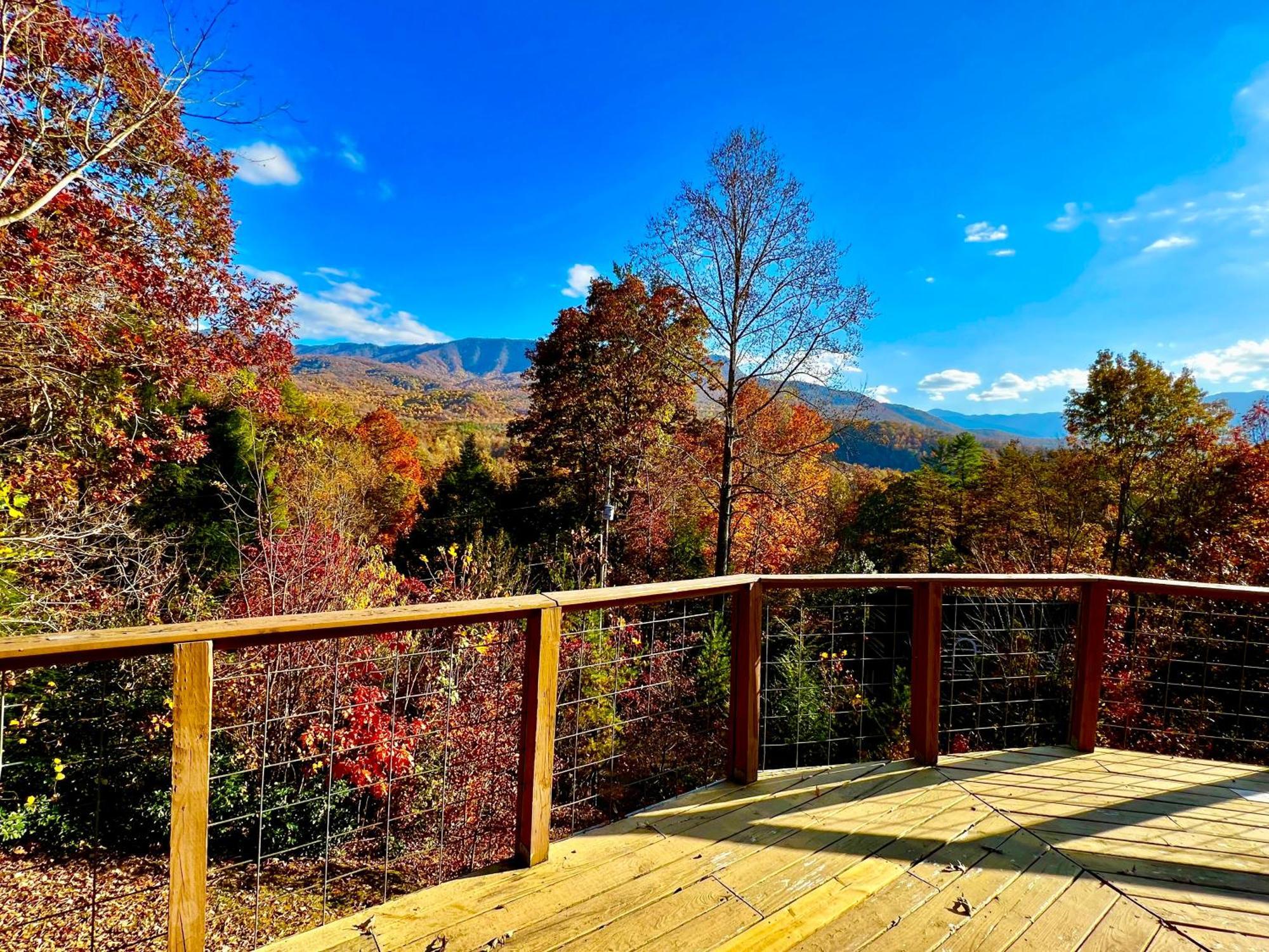 Hawks View Gatlinburg Mountain Cabin Eksteriør bilde